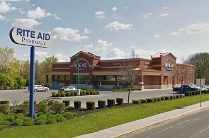 429 S Hanover St, Carlisle, PA à vendre - Photo principale - Image 1 de 3