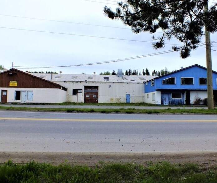 5130 W 16 Hwy, Terrace, BC à vendre - Photo du bâtiment - Image 1 de 1