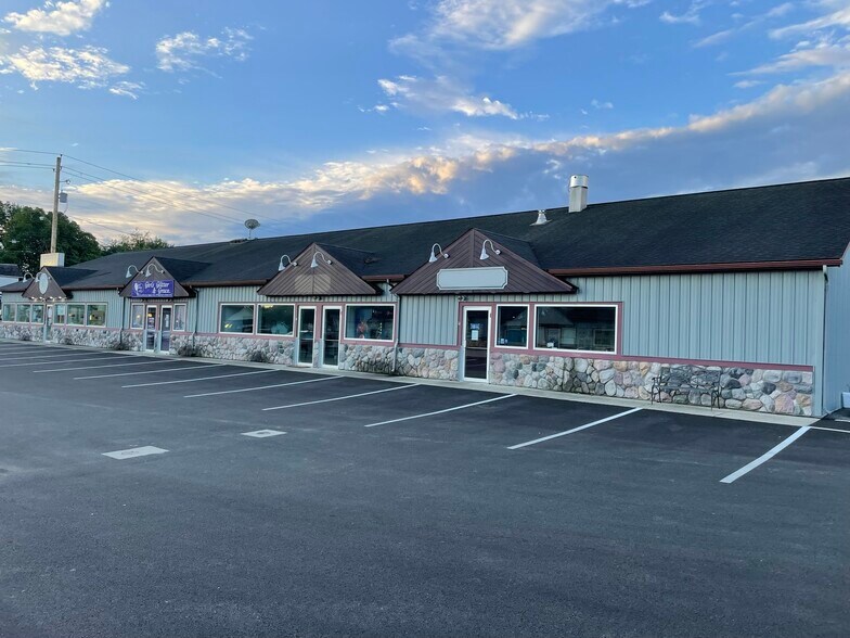 367-381 S 30th St, Heath, OH à louer - Photo du bâtiment - Image 2 de 3