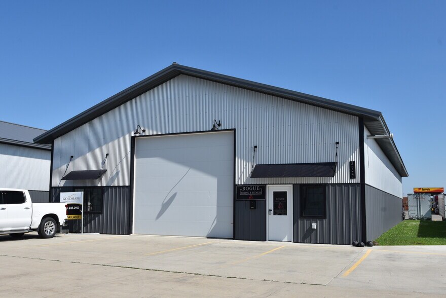 3324 39th St S, Fargo, ND for sale - Building Photo - Image 2 of 4