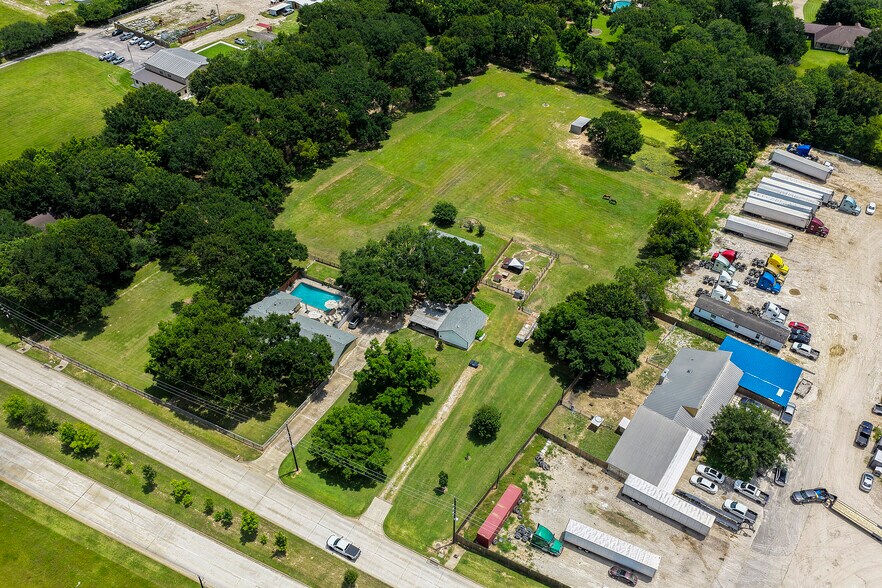18334 Mueschke Rd, Cypress, TX à vendre - Photo du bâtiment - Image 3 de 26