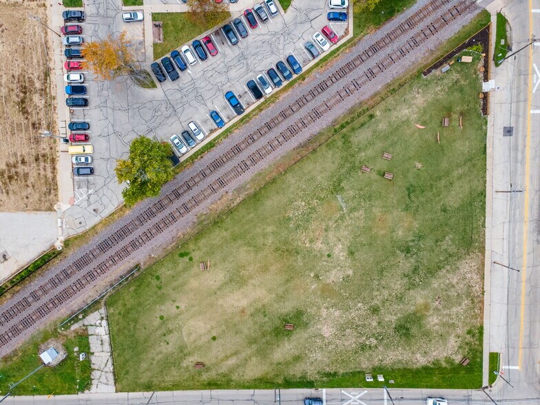 200 E Judd St, Woodstock, IL for sale - Aerial - Image 1 of 4