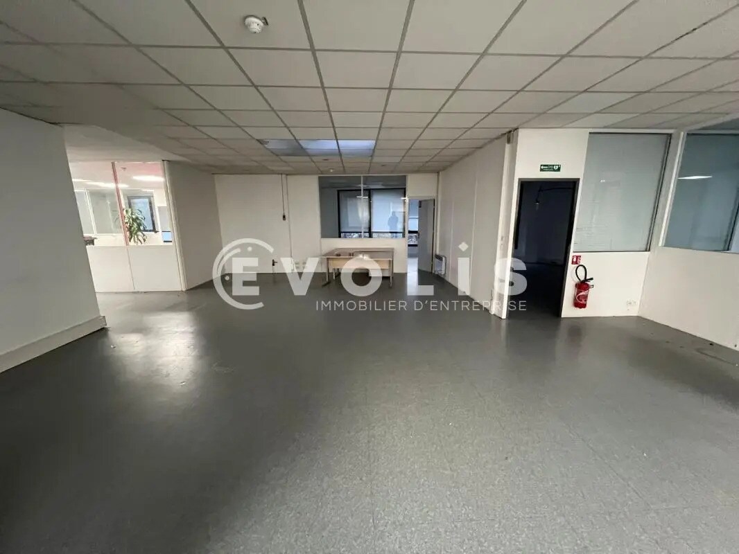 Office in Lognes for lease Interior Photo- Image 1 of 9