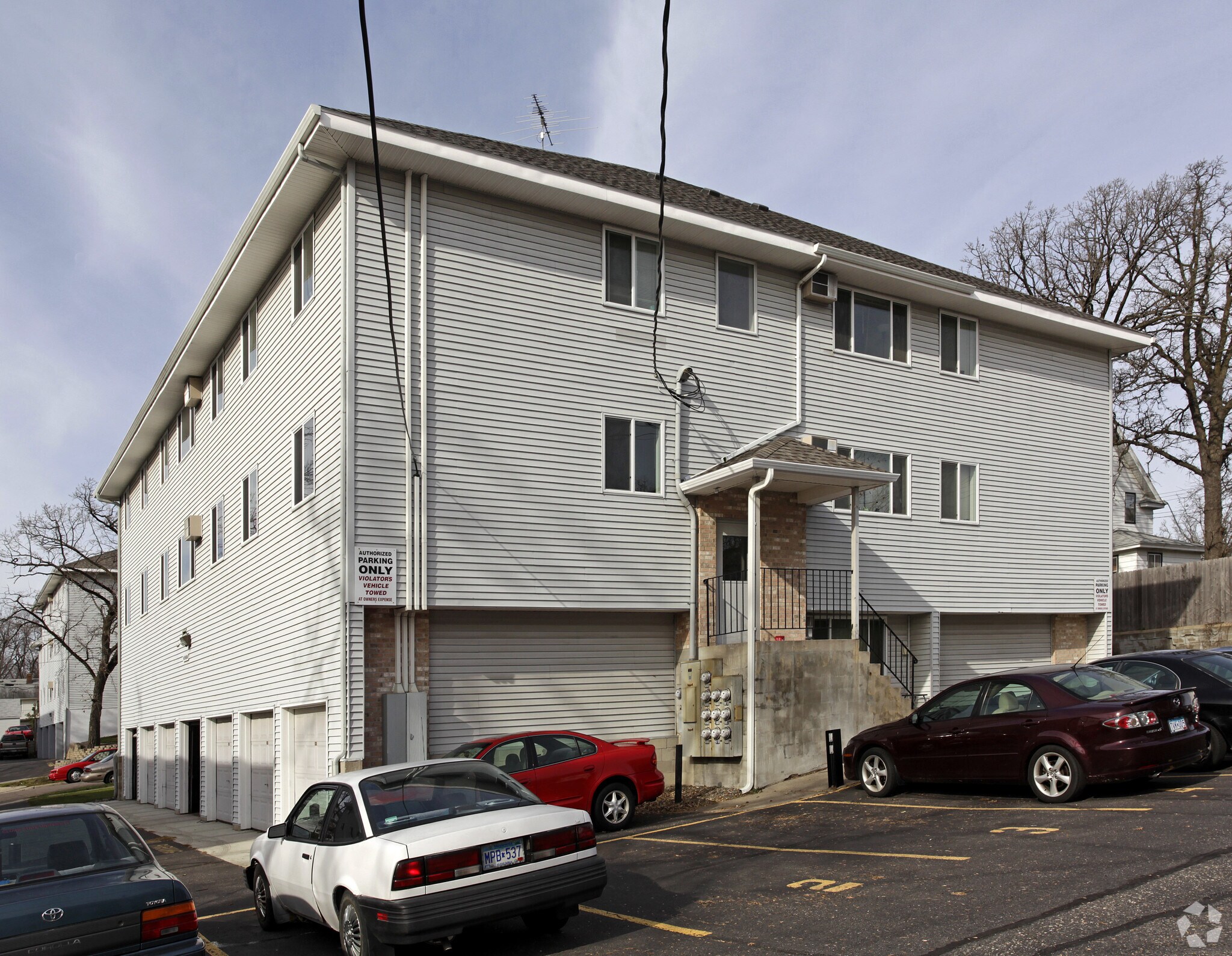 1010 6th Ave S, Saint Cloud, MN à vendre Photo principale- Image 1 de 87