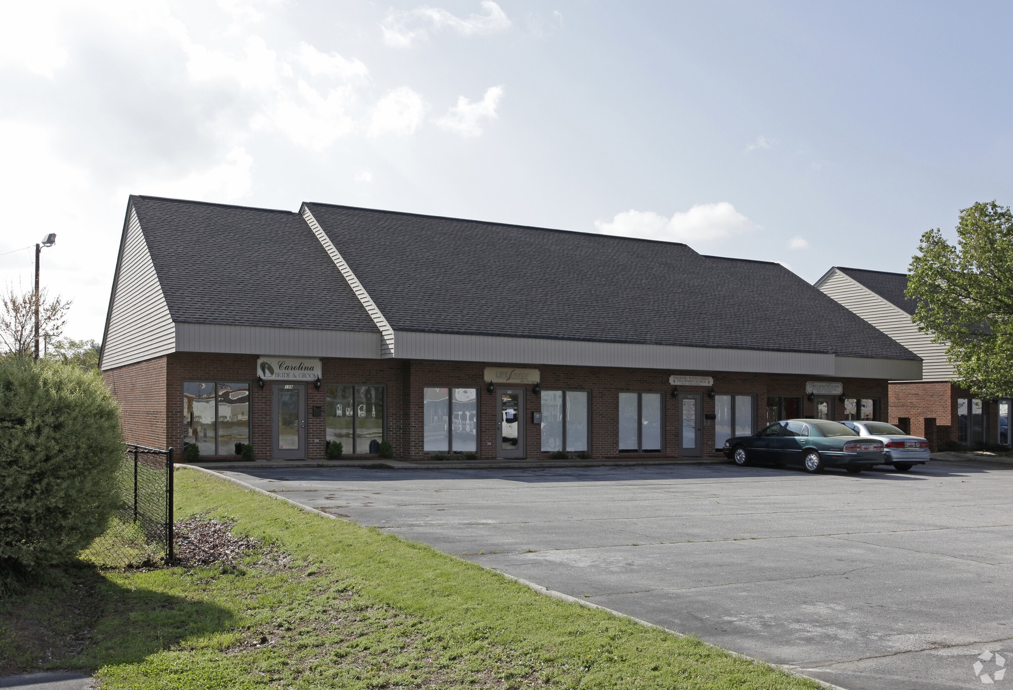 109-115 Fairview Pointe Dr, Simpsonville, SC for lease Primary Photo- Image 1 of 9