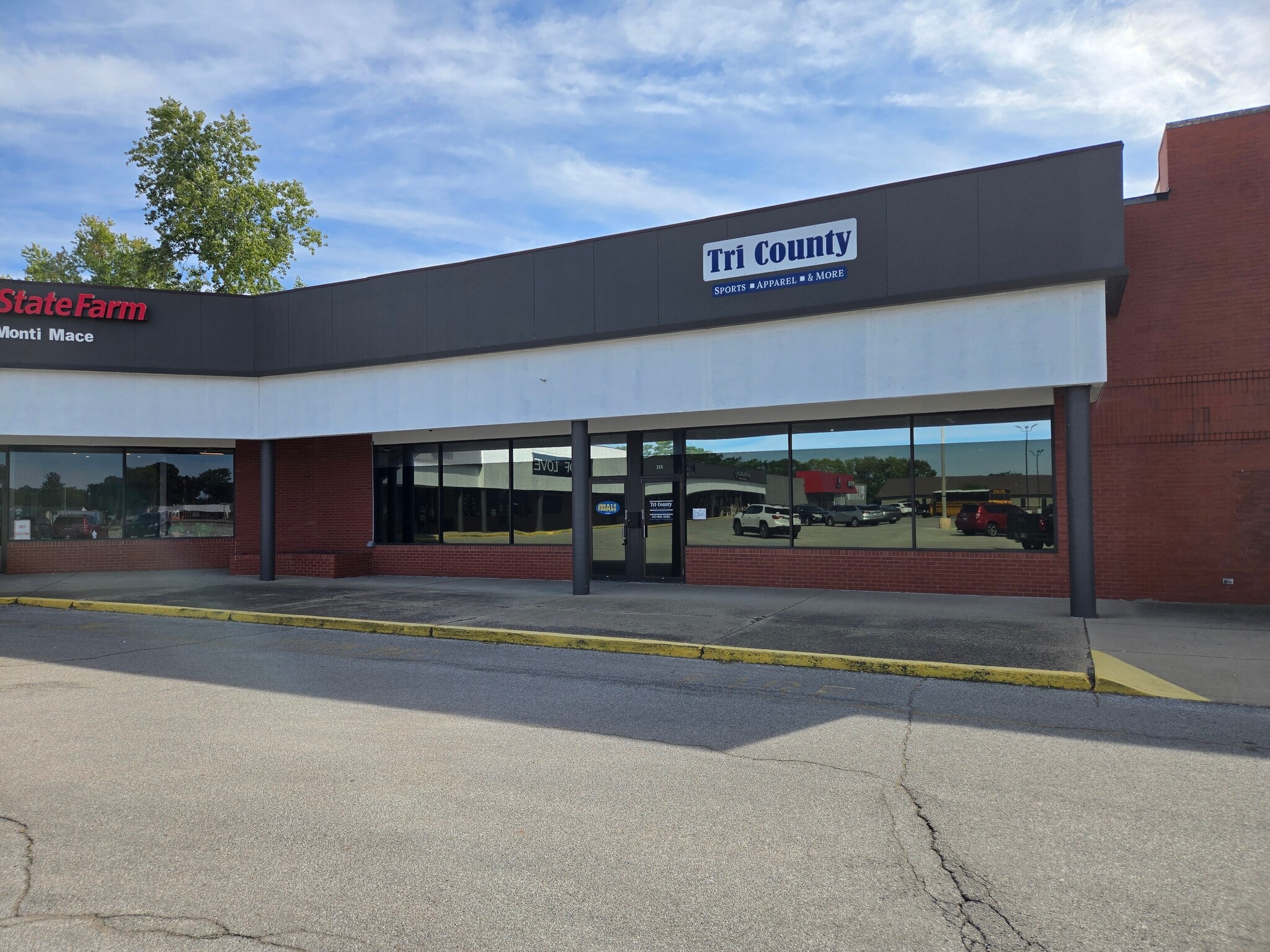 195 Morton Ave, Martinsville, IN for lease Building Photo- Image 1 of 14