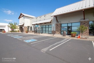 63455 N Highway 97, Bend, OR à louer Photo intérieure- Image 2 de 10