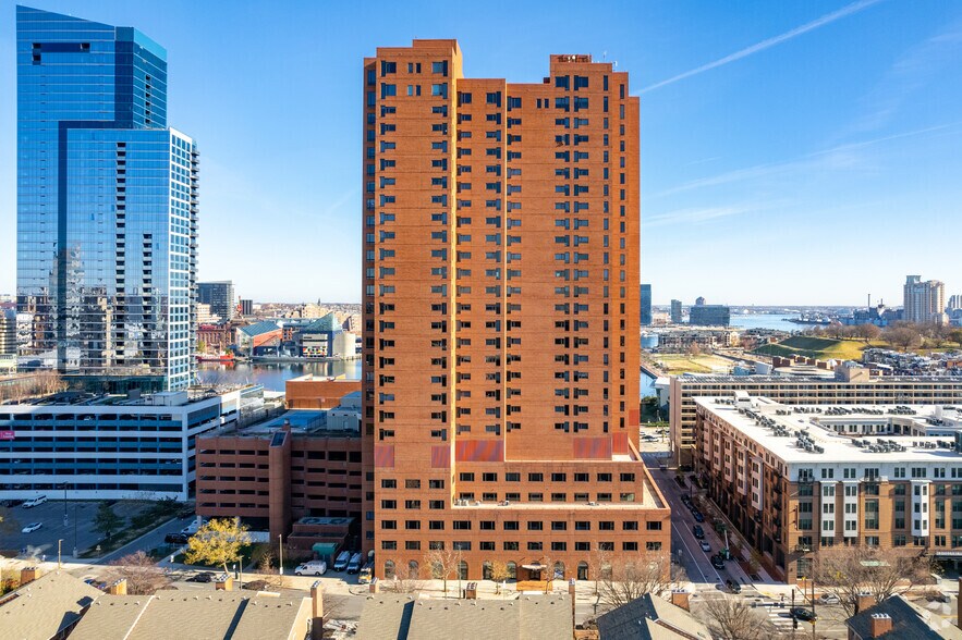 575 S Charles St, Baltimore, MD à louer - Photo du bâtiment - Image 3 de 6