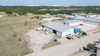 Plus de détails pour 328 Thomas Pl, Everman, TX - Industriel à vendre