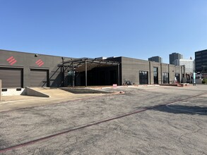 1201 Oak Lawn Ave, Dallas, TX for lease Building Photo- Image 1 of 6