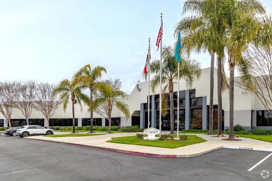 2040-2060 Corporate Ct, San Jose, CA for lease - Building Photo - Image 2 of 10