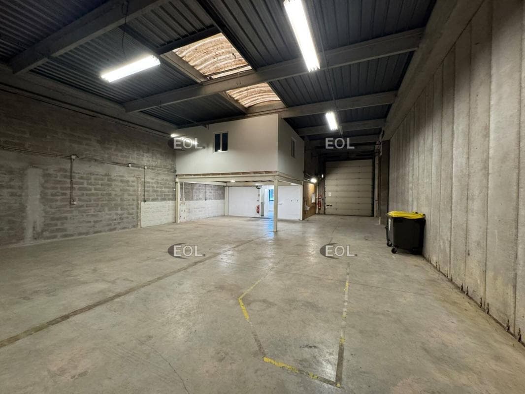 Industrial in Roissy-en-Brie for lease Interior Photo- Image 1 of 6