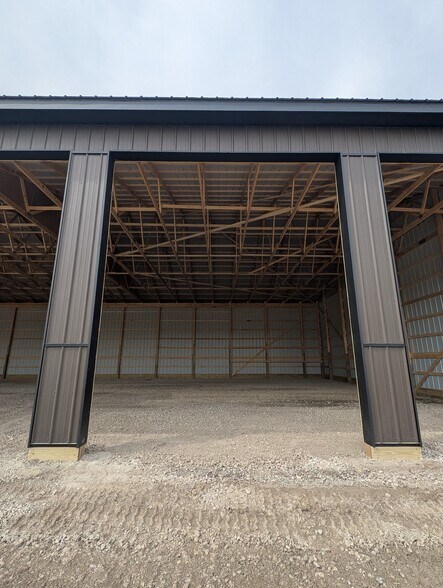 425 W Temple St, Washington Court House, OH à louer - Photo du bâtiment - Image 3 de 5