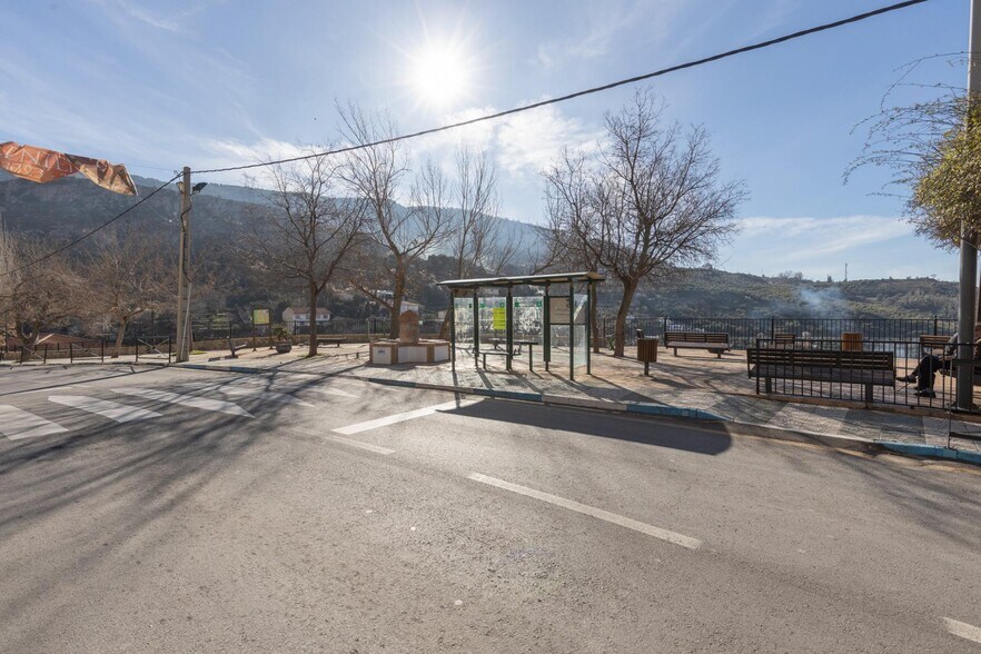 Calle Solana de la Mora, 4, Cogollos de la Vega, Granada à vendre - Photo du bâtiment - Image 2 de 17
