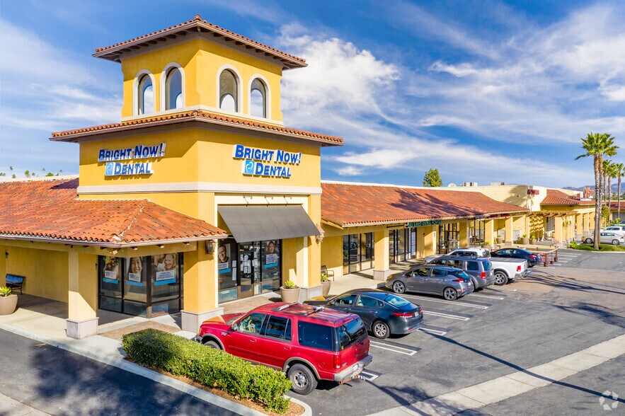 700-760 S Rancho Santa Fe Rd, San Marcos, CA à louer - Photo du bâtiment - Image 1 de 14