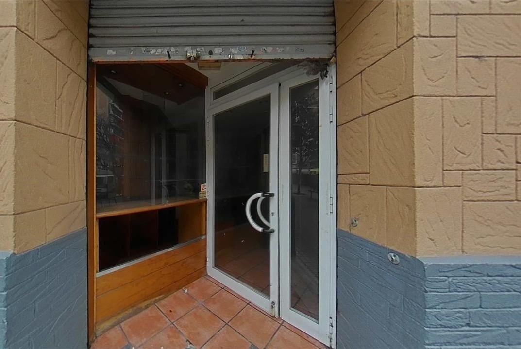 Sabadell, BAR 08204 - Unit 1 - - Interior Photo - Image 1 of 8