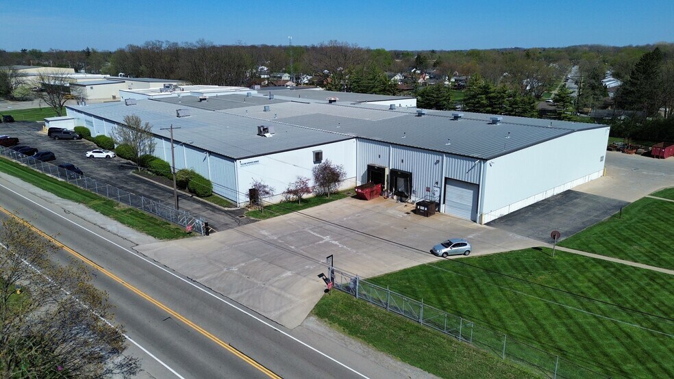 2100 S Yellow Springs St, Springfield, OH à vendre - Photo principale - Image 1 de 11