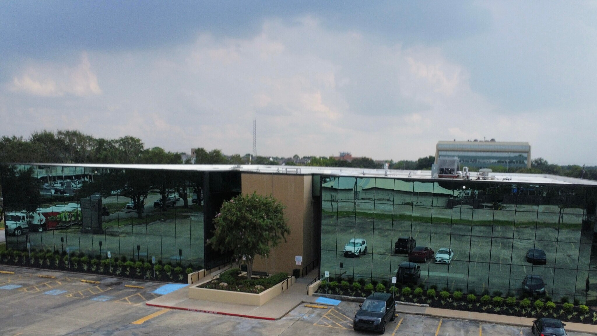 1880 S Dairy Ashford Rd, Houston, TX à louer Photo du bâtiment- Image 1 de 14