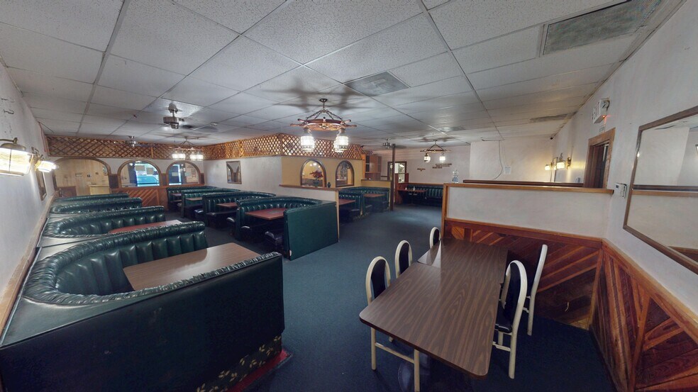 1000-1044 E Avenue K, Lancaster, CA à louer - Photo intérieure - Image 3 de 15