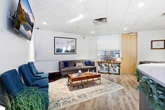 7138 S Highland Dr, Salt Lake City, UT à louer Photo intérieure- Image 2 de 24