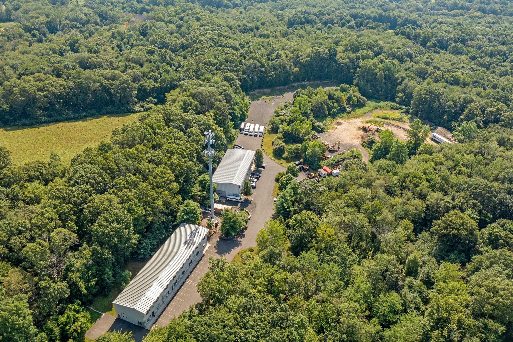 9.8 Acre Industrial Park portfolio of 2 properties for sale on LoopNet.ca Primary Photo- Image 1 of 9