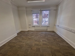 109-111 Princess Rd E, Leicester for lease Interior Photo- Image 2 of 4