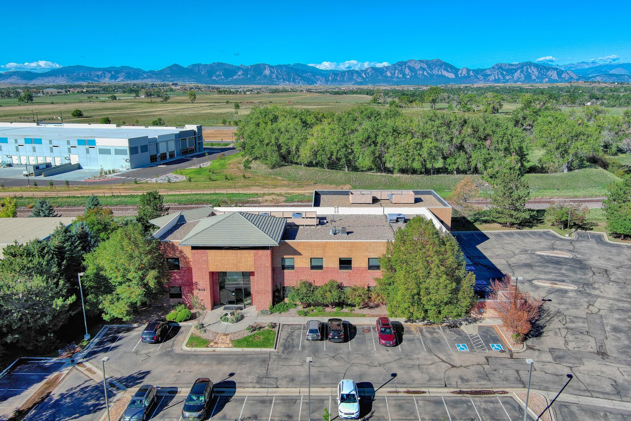 413 S Arthur Ave, Louisville, CO à vendre Photo du bâtiment- Image 1 de 1