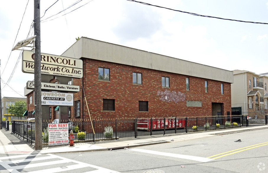 150-160 Spring St, Elizabeth, NJ à vendre - Photo principale - Image 1 de 1