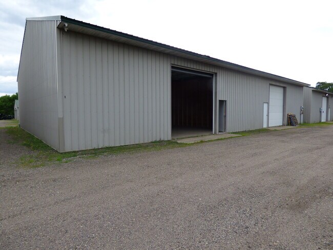 More details for 300 Nichols St, Saint Peter, MN - Industrial for Lease