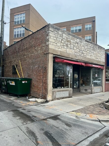 2020 Irving Rd Rd, Chicago, IL for sale - Primary Photo - Image 1 of 1