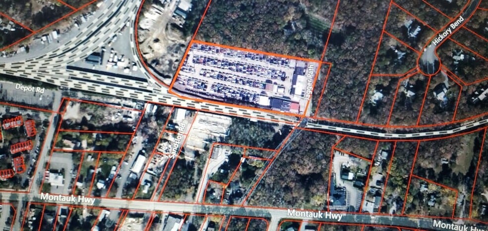 196 Jagger Path, Speonk, NY for sale - Building Photo - Image 2 of 7