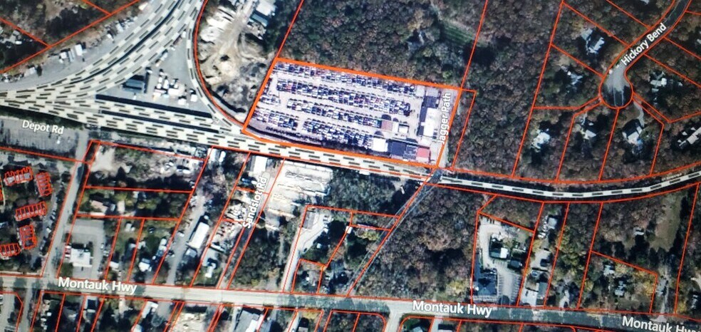 196 Jagger Path, Speonk, NY à vendre - Photo du bâtiment - Image 2 de 7