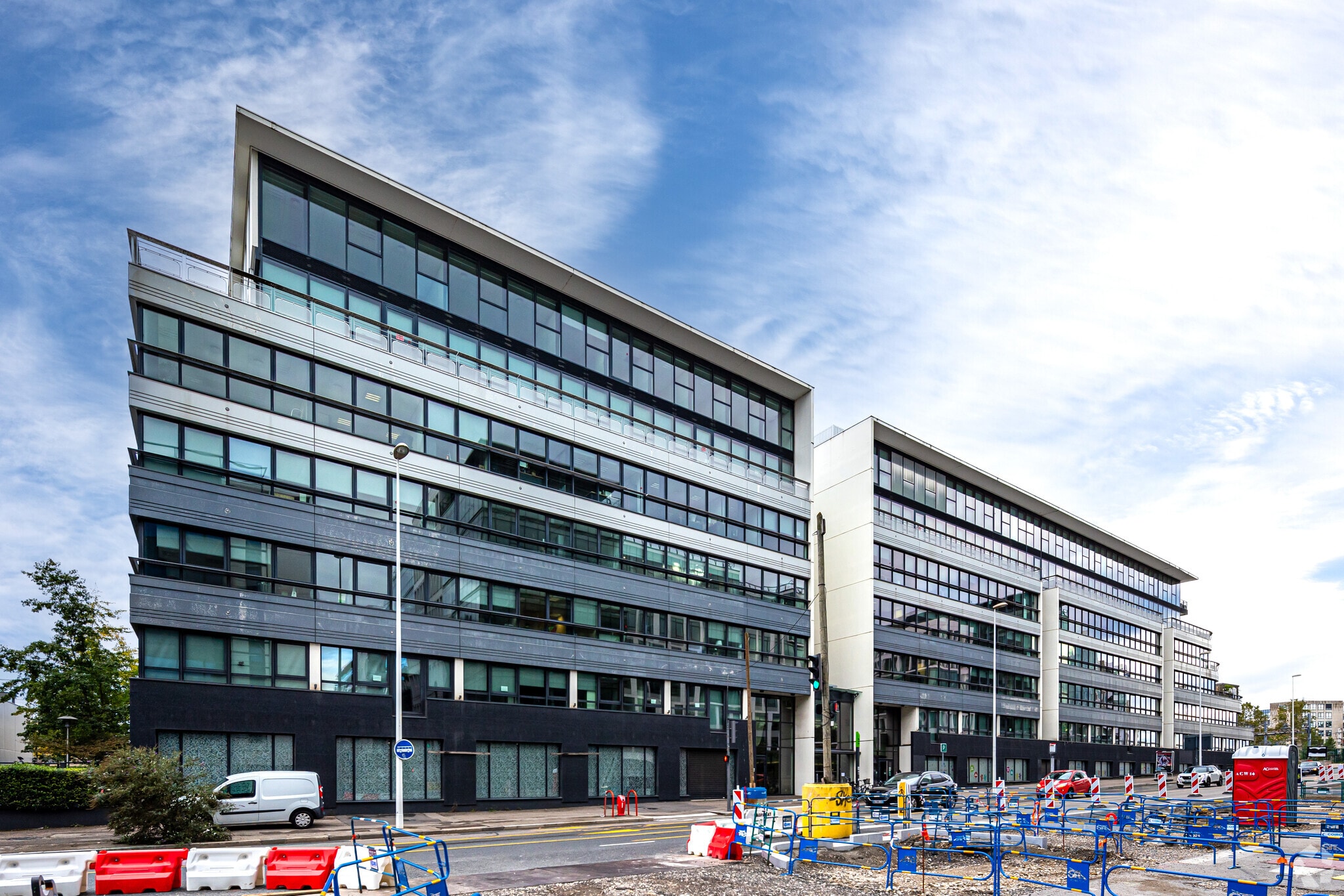 Office in Lyon for lease Primary Photo- Image 1 of 3