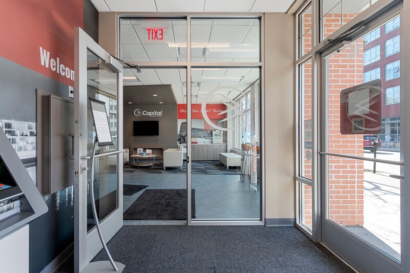 100-140 N Washington St, Green Bay, WI for lease - Building Photo - Image 3 of 23