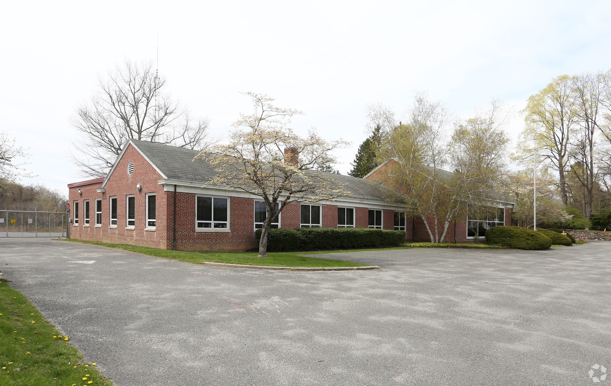 41 Park Lane Rd, New Milford, CT à vendre Photo principale- Image 1 de 1