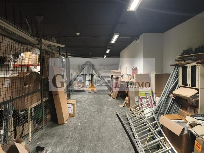 Industrial in Torcy for sale - Building Photo - Image 2 of 17