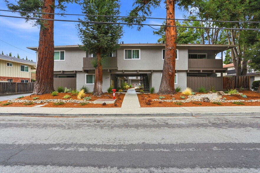 239 Easy St, Mountain View, CA for sale - Building Photo - Image 2 of 22