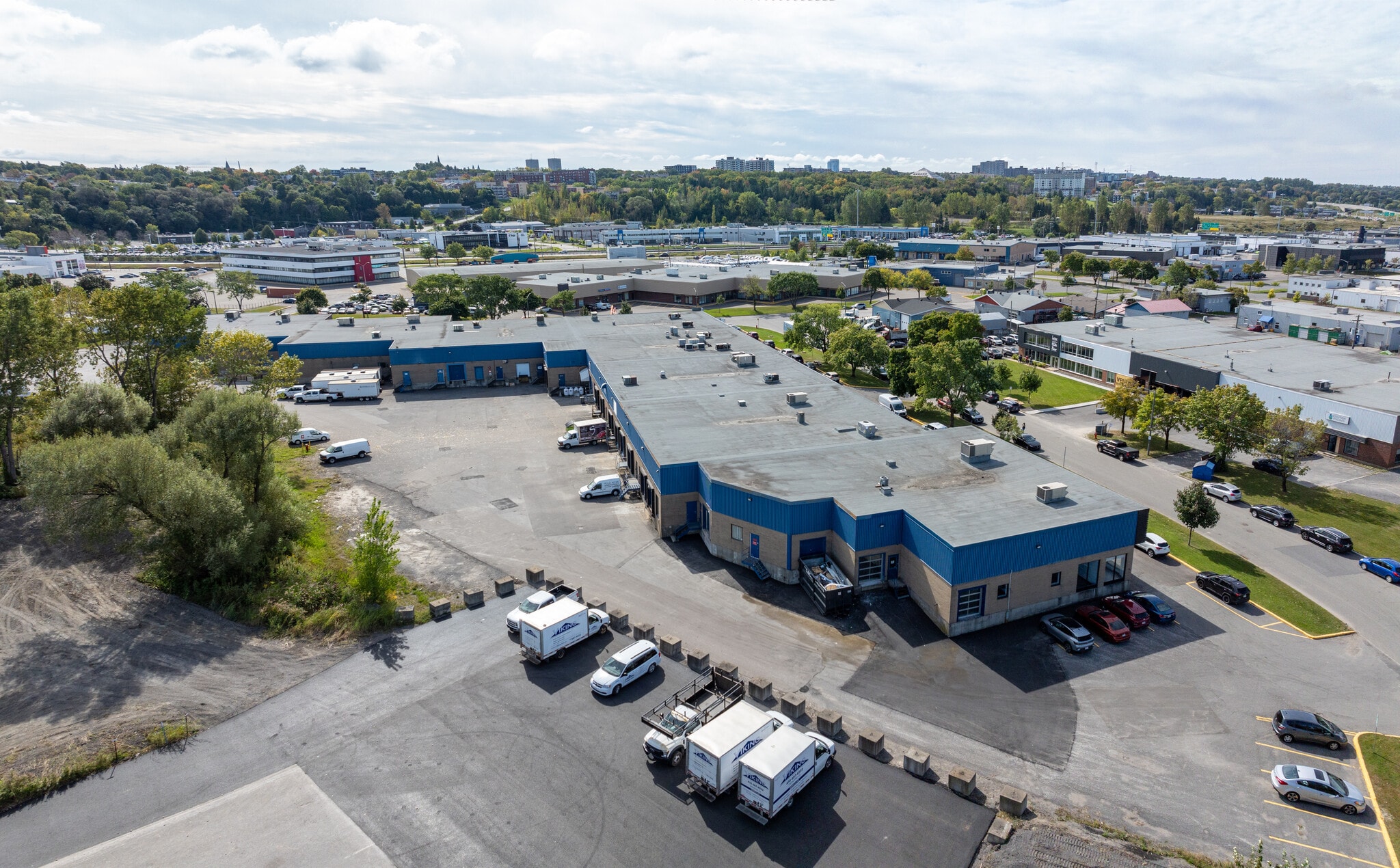 2022 Rue Lavoisier, Québec, QC for lease Primary Photo- Image 1 of 4