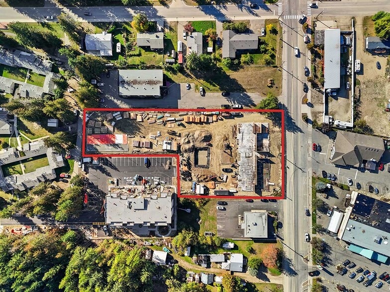 425 Main st, Sicamous, BC for lease - Building Photo - Image 2 of 7