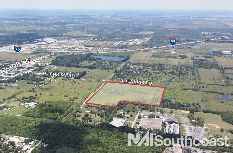 N Jenkins, Fort Pierce, FL à vendre - Photo du bâtiment - Image 3 de 10