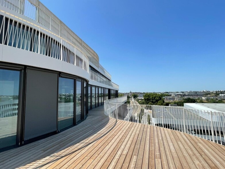11 Avenue De La Constitution, Angers à louer - Photo du bâtiment - Image 2 de 18