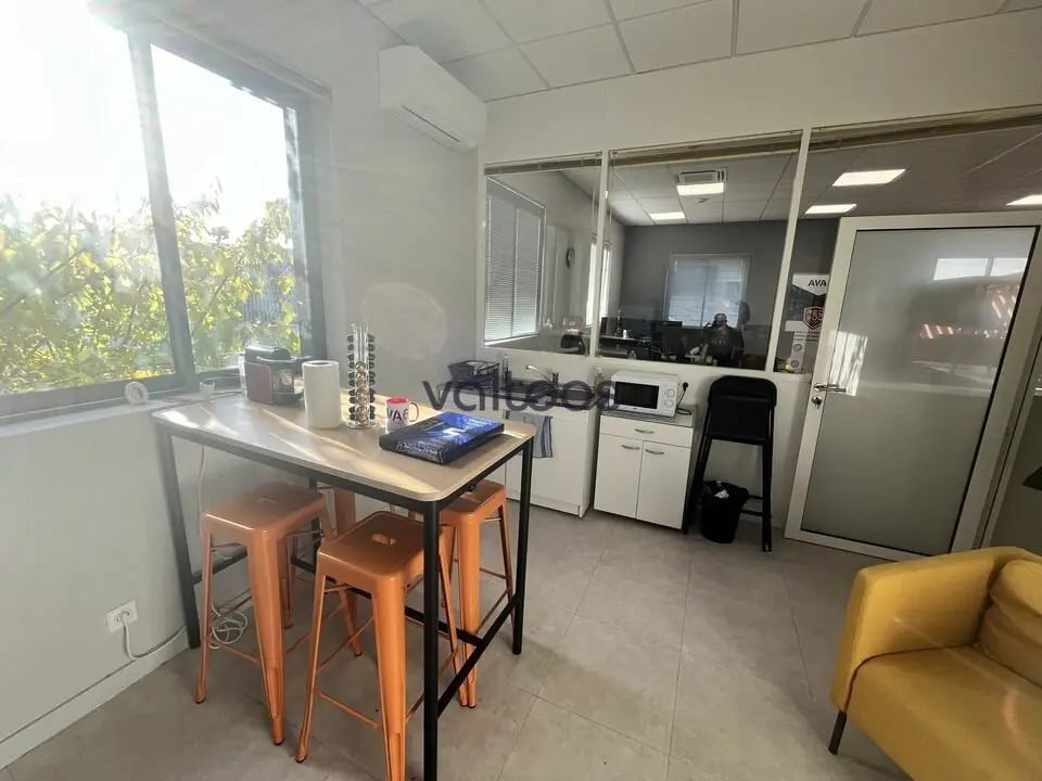 Office in Colomiers for sale Interior Photo- Image 1 of 6