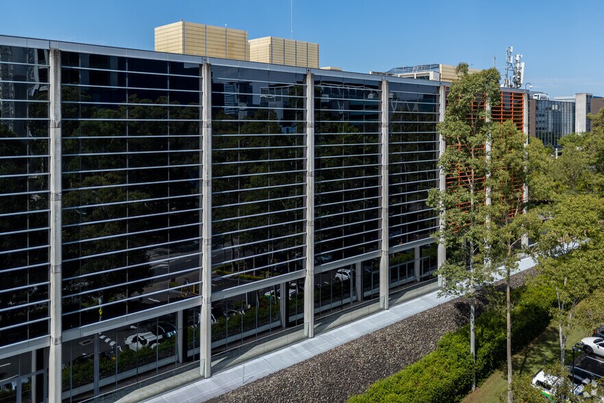 26 Talavera Rd, Macquarie Park à louer - Photo du bâtiment - Image 3 de 4