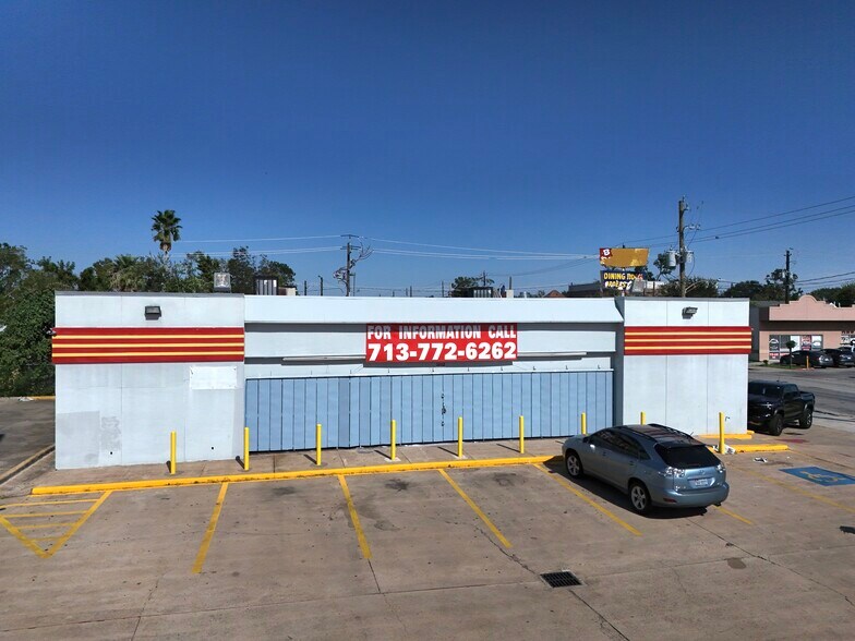1902 N Main St, Houston, TX à vendre - Photo du bâtiment - Image 3 de 3