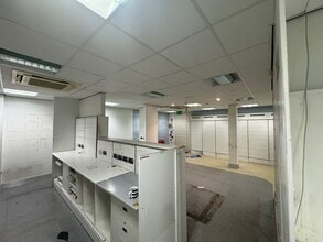 Long Rd, Canvey Island à louer Photo intérieure- Image 2 de 5