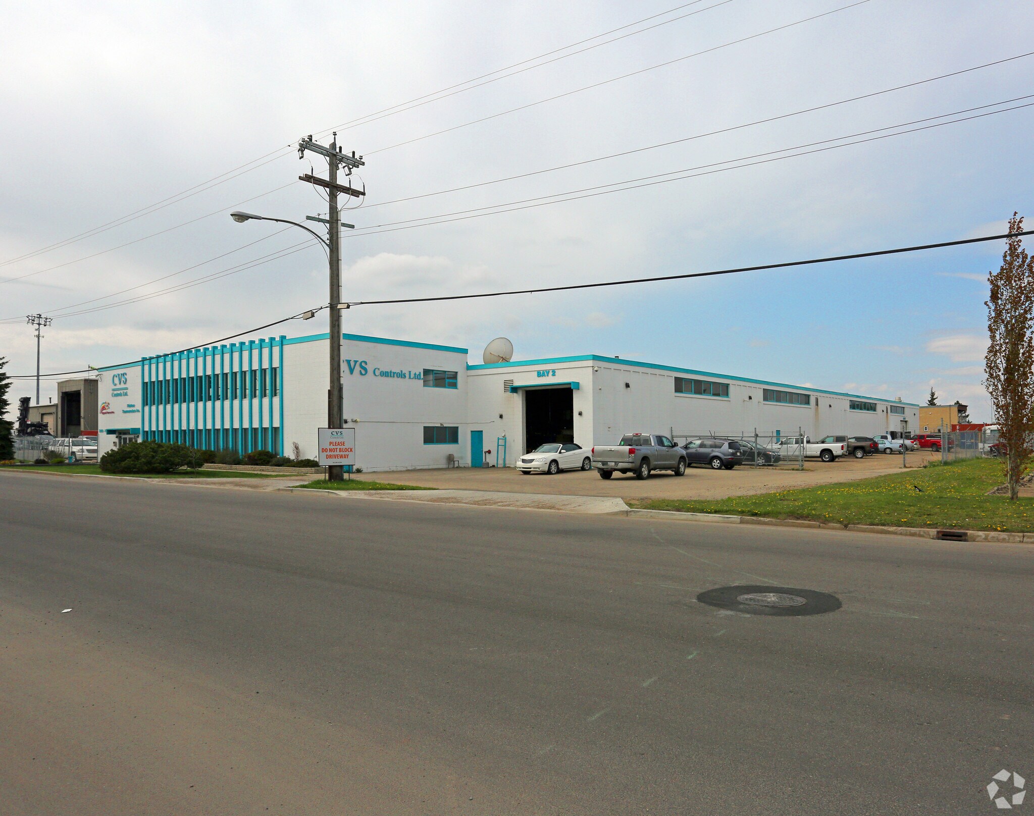 3900 101st St NW, Edmonton, AB à vendre Photo principale- Image 1 de 1