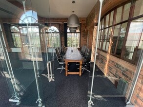 Warstone Ln, Birmingham à louer Photo intérieure- Image 2 de 7