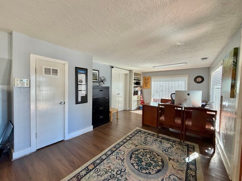1605 Capitola Rd, Santa Cruz, CA à louer - Photo du bâtiment - Image 2 de 24