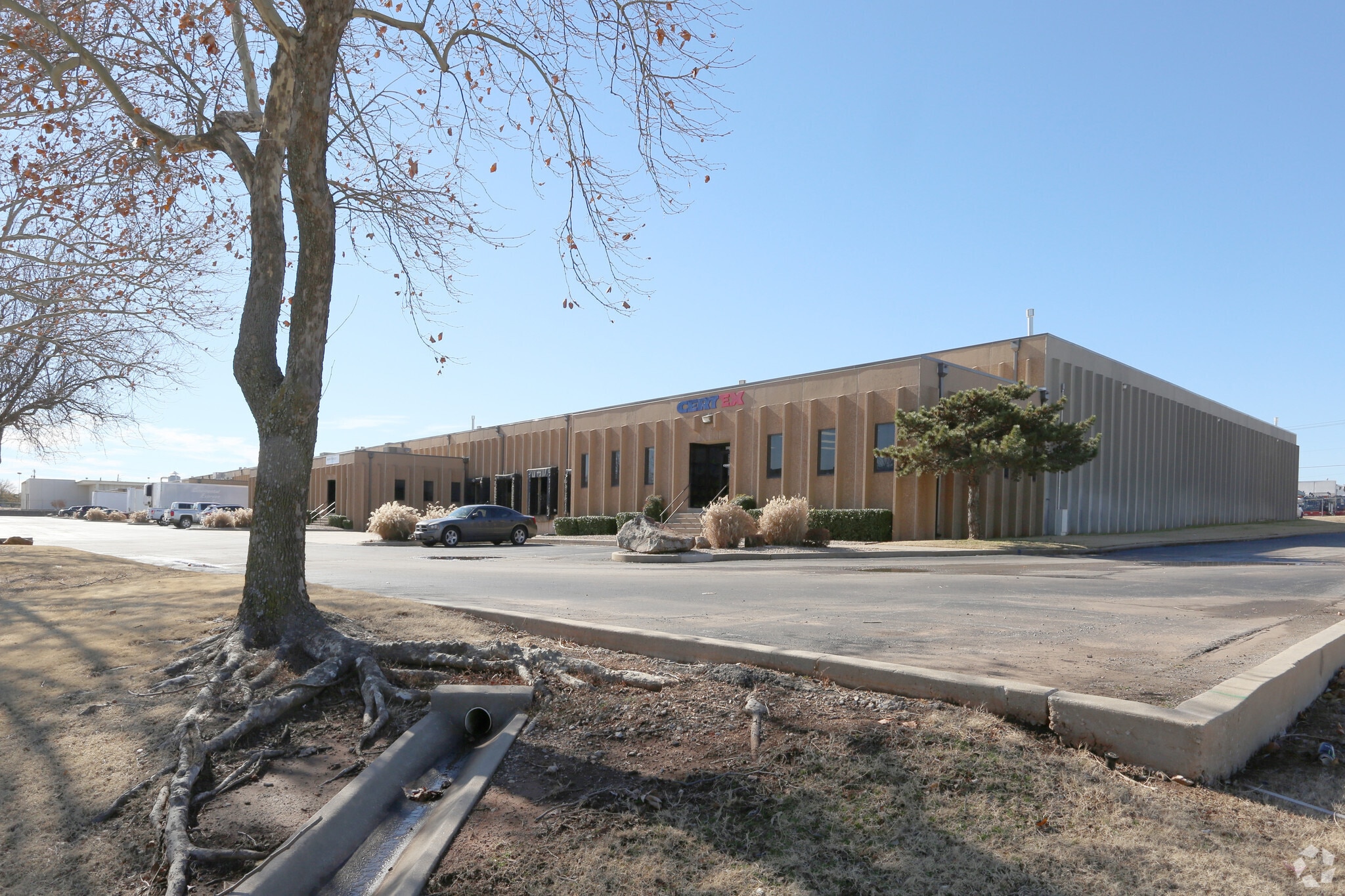 3501 Melcat Dr, Oklahoma City, OK for lease Primary Photo- Image 1 of 6