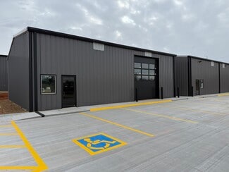 Plus de détails pour 7716 NW 81st Cir, Oklahoma City, OK - Industriel à vendre